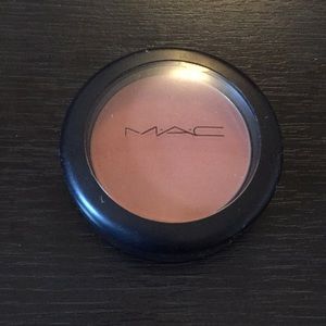 MAC blush